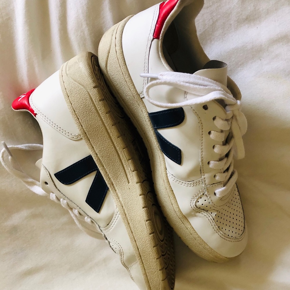 VEJA V-10 sneakers